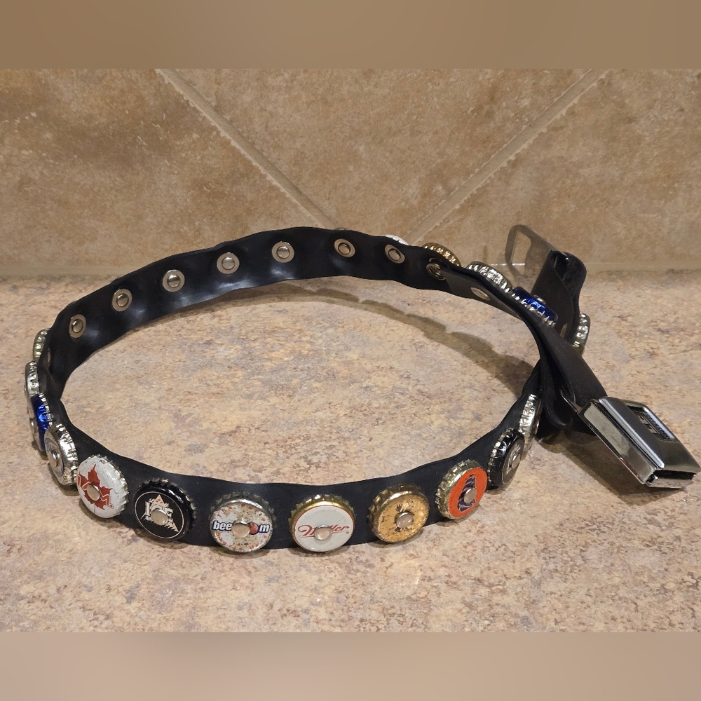 Vintage 90s Little Earth Beer Brands Hammered Caps Belt View 3
